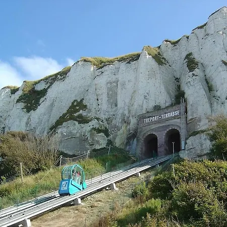 Idéalement Situé Le Les Locations Isahora Sont Aussi à 2 Pas Du Château D'eu, Des Falaises Du Tréport, De Mers Les Bains Et Aux Portes De La Baie De Somme Apartamento *