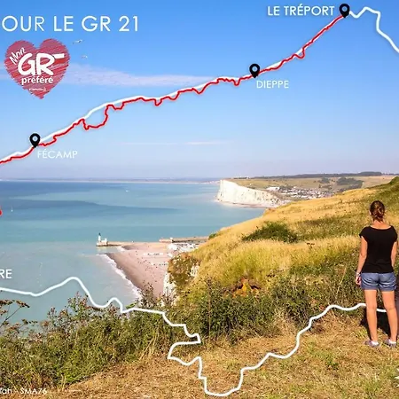 Idéalement Situé Le Les Locations Isahora Sont Aussi à 2 Pas Du Château D'eu, Des Falaises Du Tréport, De Mers Les Bains Et Aux Portes De La Baie De Somme